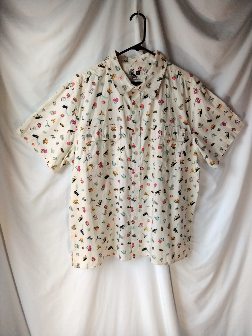 Latino Heritage Light Cream Short-Sleeve Printed Button-Up Shirt